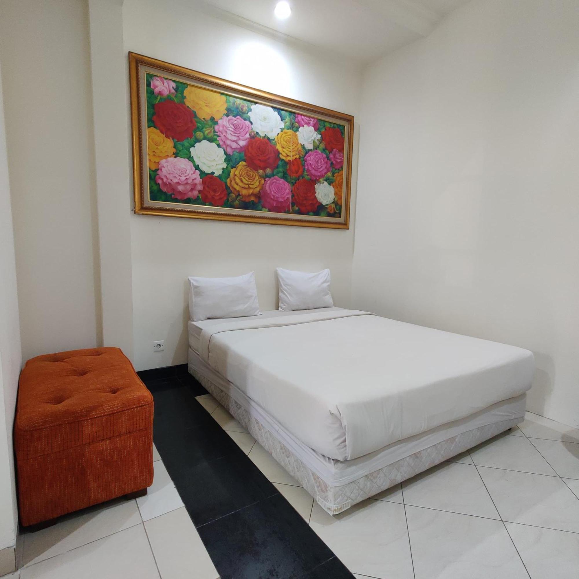 My Home By Flat06 Jakarta Buitenkant foto
