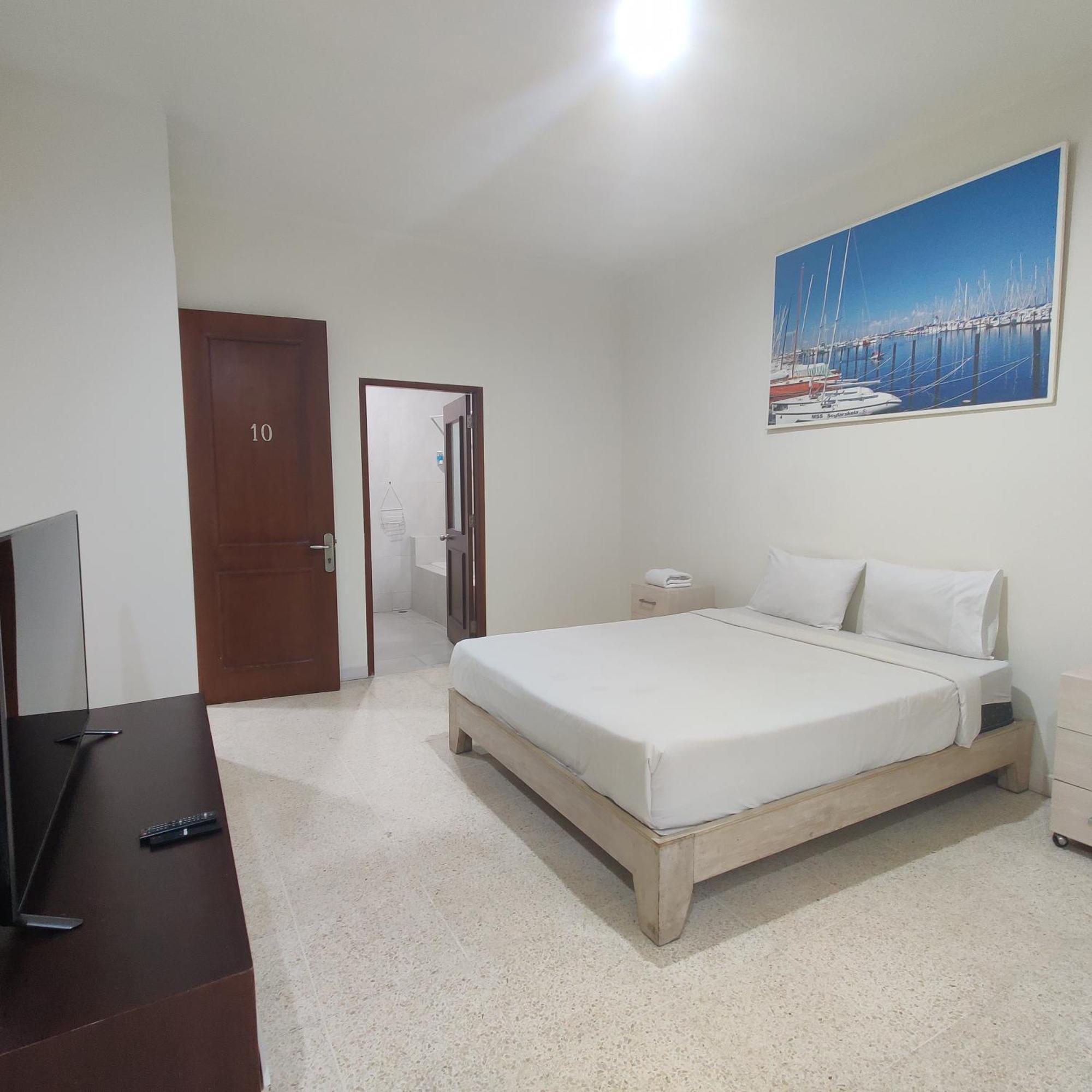 My Home By Flat06 Jakarta Buitenkant foto