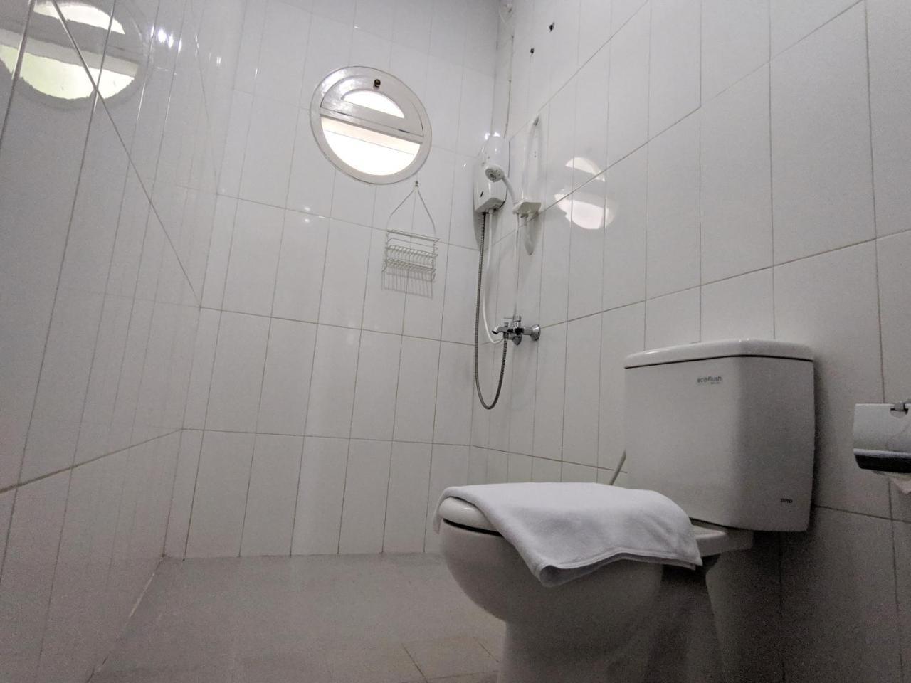 My Home By Flat06 Jakarta Buitenkant foto